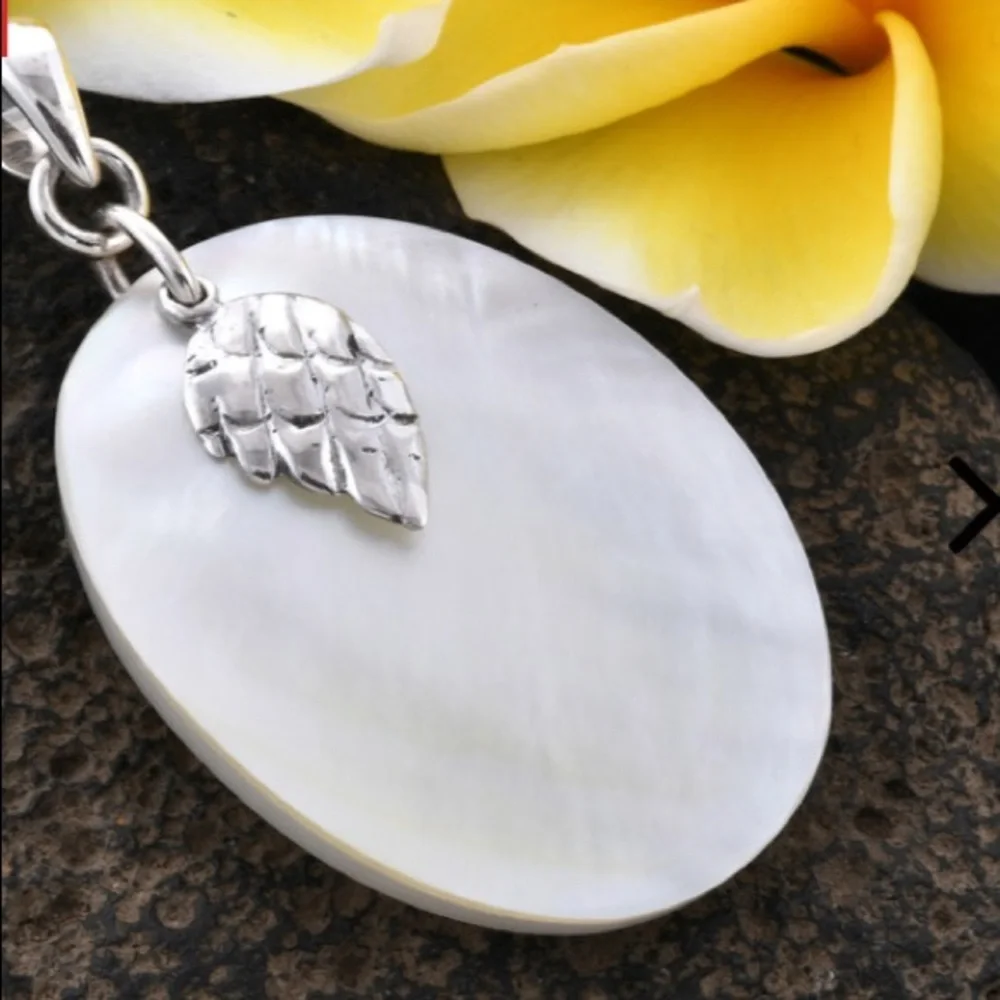 Mother of Pearl Feather Charm Pendant in Sterling Silver - Picture 2 of 8